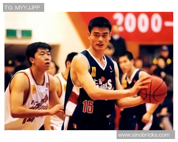 历史上最受欢迎的篮球明星究竟是谁他的传奇故事如何影响了整个篮球界